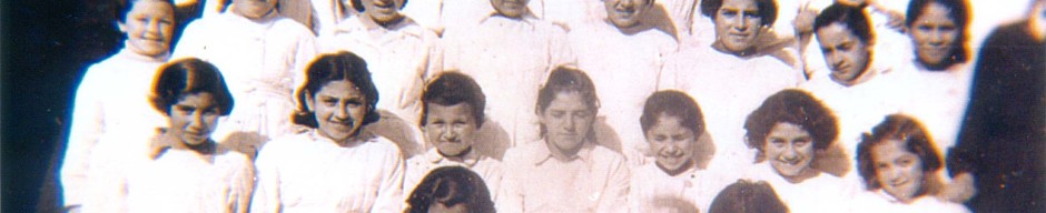 Alumnas de la Escuela Misional Alumnas de la Escuela Misional