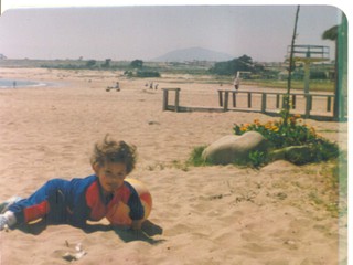 Niño en playa La Herradura Niño en playa La Herradura