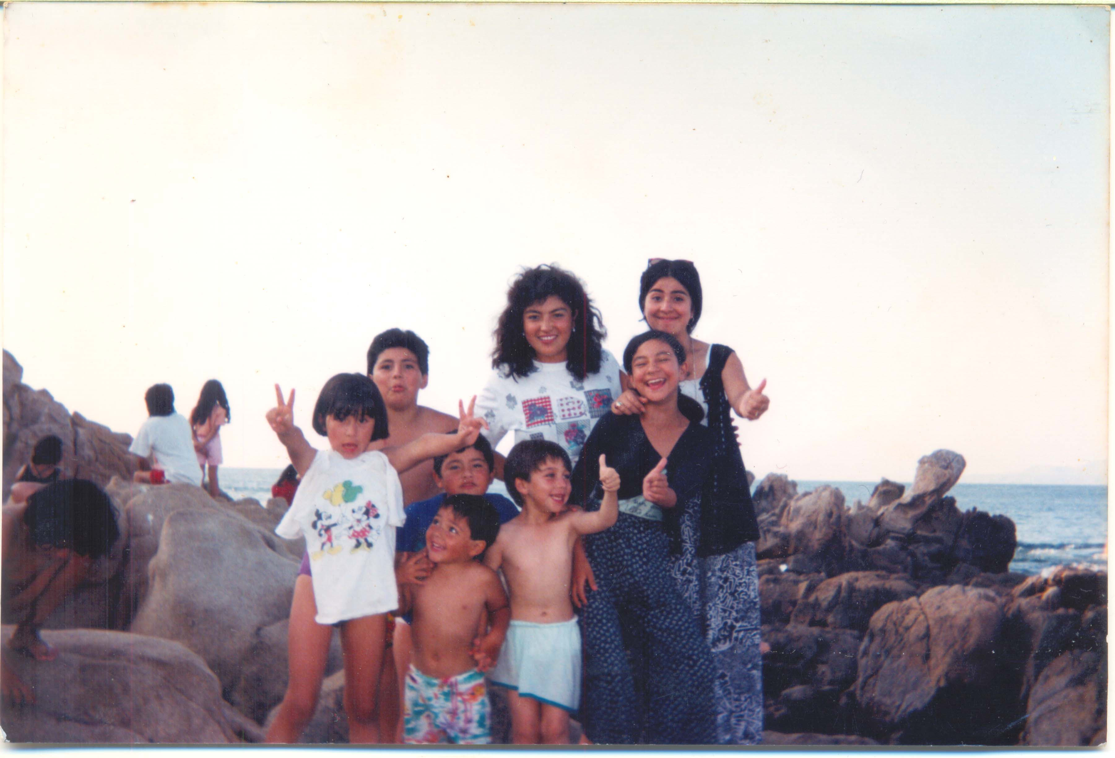 Paseo familiar a la playa La Poza