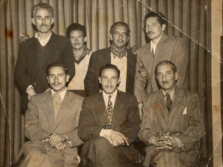 Reunión de amigos Reunión de amigos