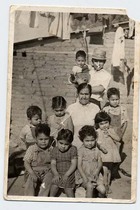 Lucila y los niños