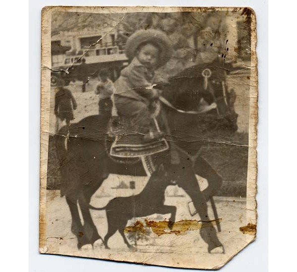 Niño en caballo Niño en caballo