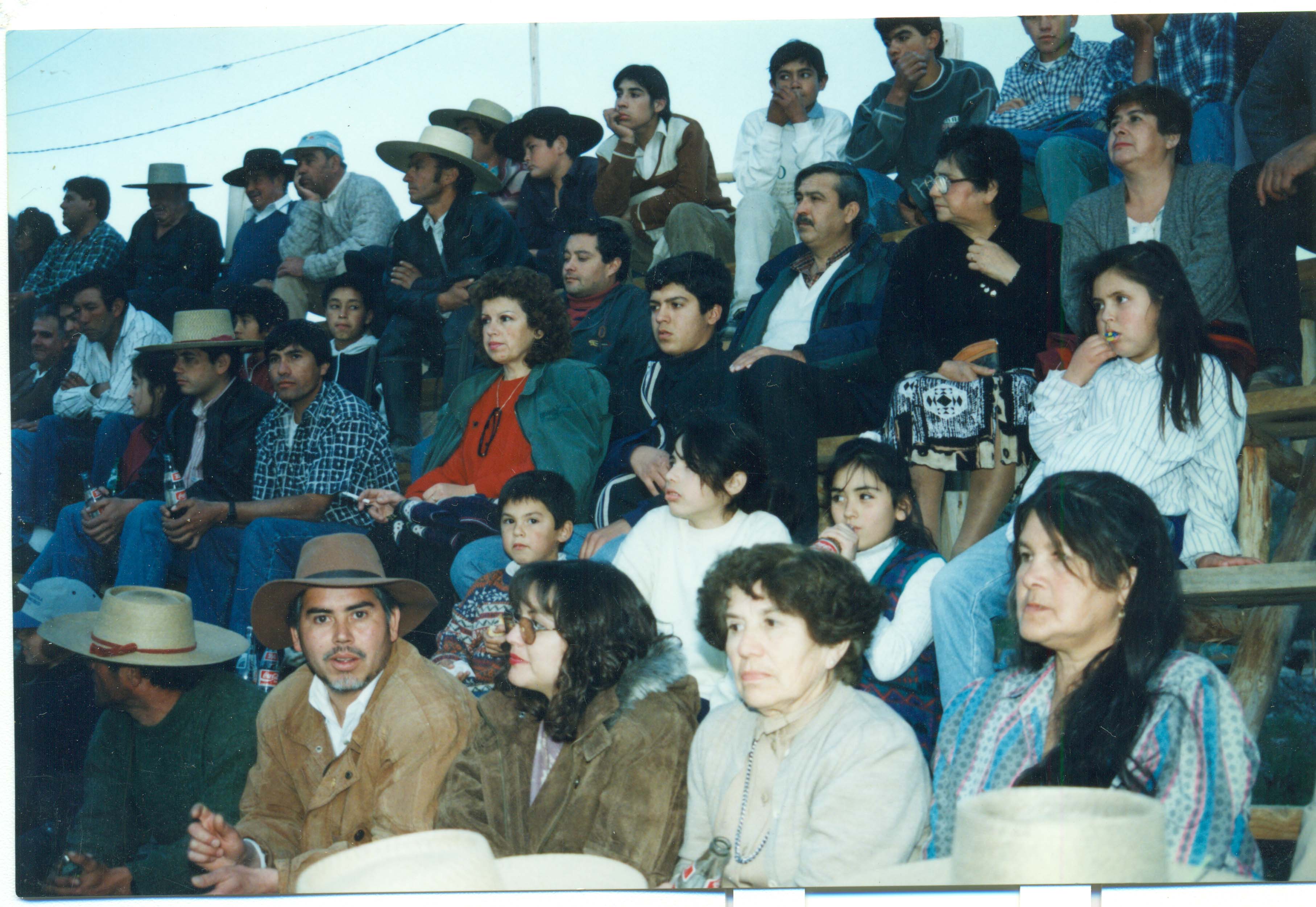 Público asistente al Rodeo de Tulahuén Público asistente al Rodeo de Tulahuén