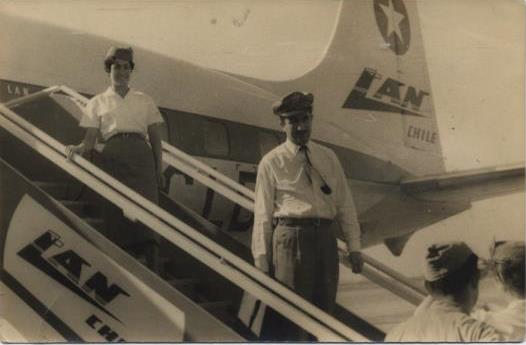 Asistente de vuelo de LAN Chile