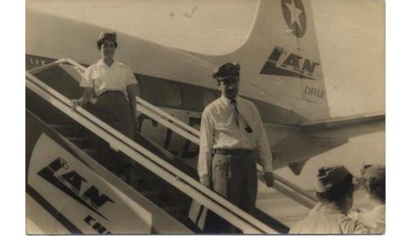 Asistente de vuelo de LAN Chile