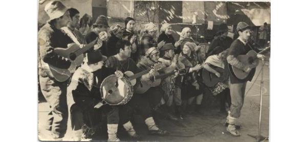 Conjunto folklórico Caicaivilú