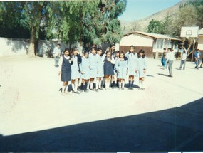 Alumnas de la Escuela Alejandro Chelén Rojas