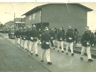 Desfile de la Compañía de Bomberos de Maullín Desfile de la Compañía de Bomberos de Maullín