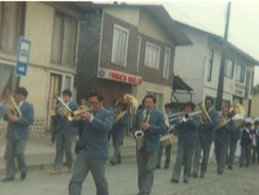 Desfile de la banda instrumental de Maullín