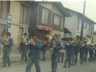 Desfile de la banda instrumental de Maullín