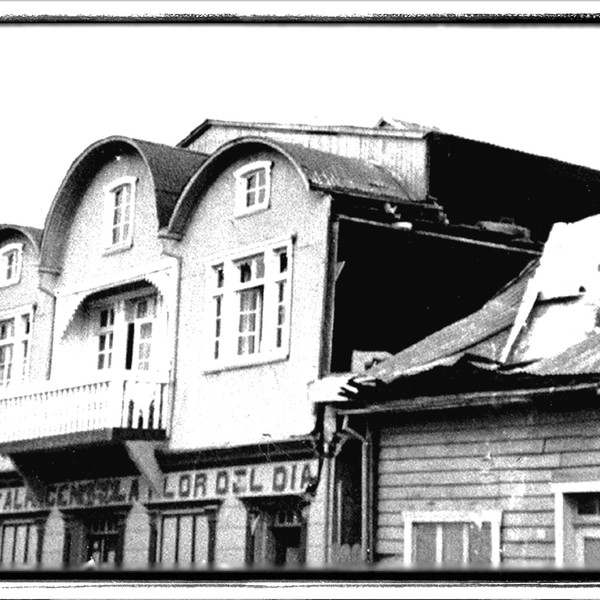Destrucción de la calle 21 de mayo Destrucción de la calle 21 de mayo