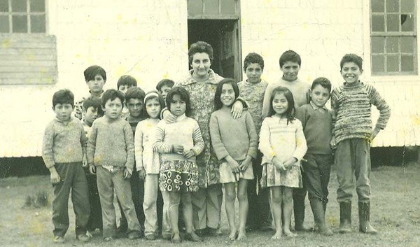 Alumnos de la Escuela N° 101 de Quellón viejo