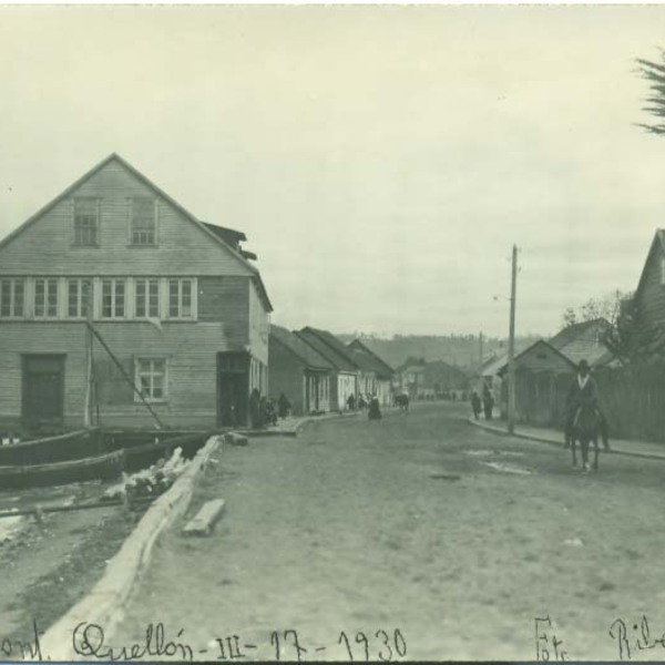 Calle Pedro Montt de Quellón