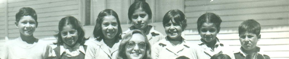 Tercer año básico junto a profesora Diana Cáceres Tercer año básico junto a profesora Diana Cáceres