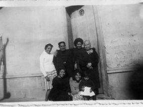 Fotografía familiar en calle Carrera Fotografía familiar en calle Carrera