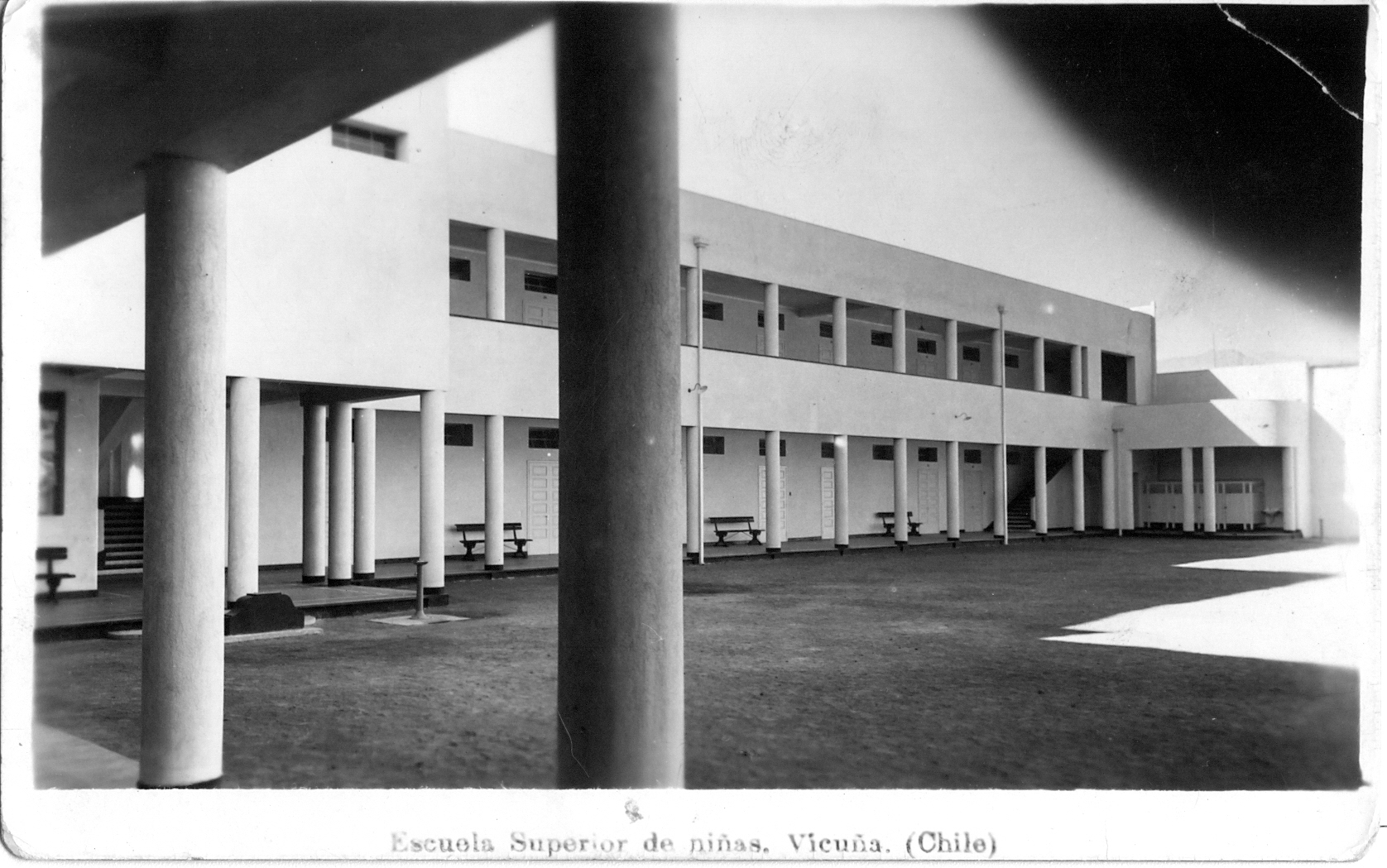 Escuela Superior de Niñas N° 2 de Vicuña Escuela Superior de Niñas N° 2 de Vicuña