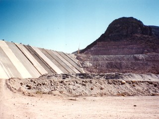 Construcción del embalse Puclaro