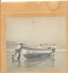 Lanzando el bote al mar Lanzando el bote al mar
