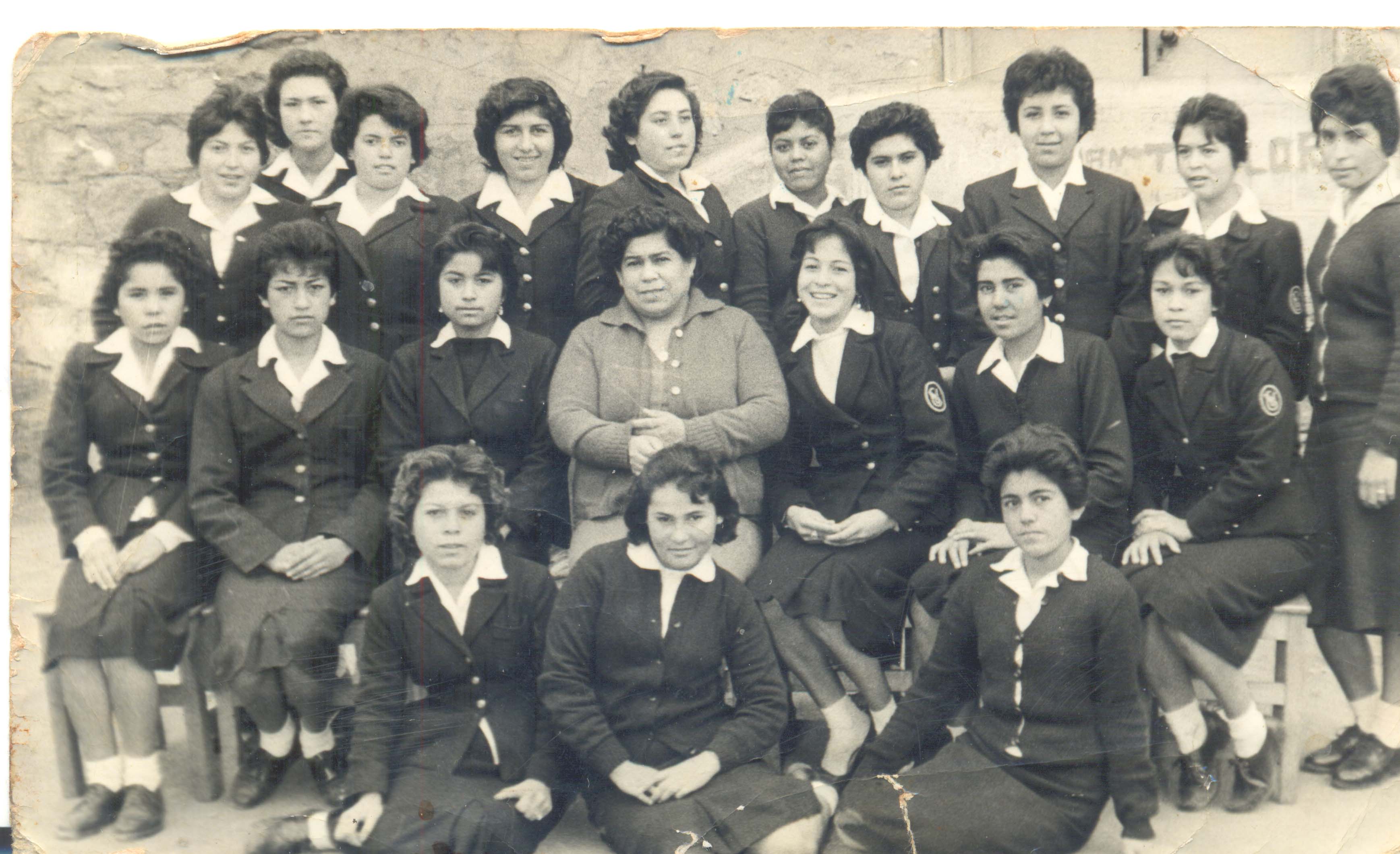 Alumnas Escuela Vocacional N°16 de Coquimbo Alumnas Escuela Vocacional N°16 de Coquimbo