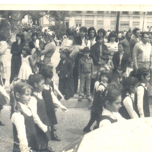 Desfile de la escuela Santa Marta