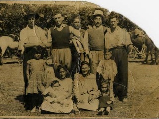 Familia Jara Familia Jara