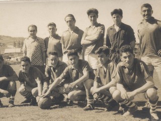 Equipo de fútbol del club deportivo Relámpago