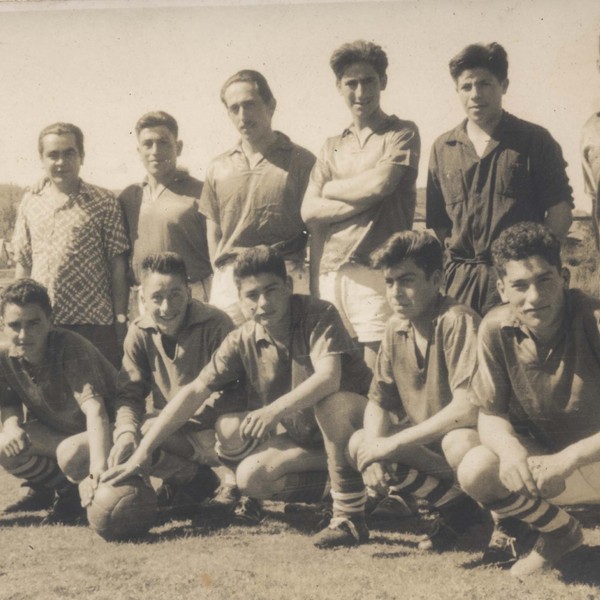 Equipo de fútbol del club deportivo Relámpago