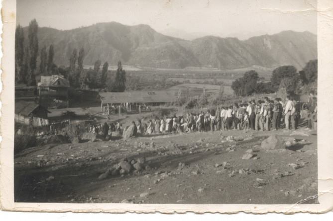 Procesión a la virgen de Lourdes Procesión a la virgen de Lourdes