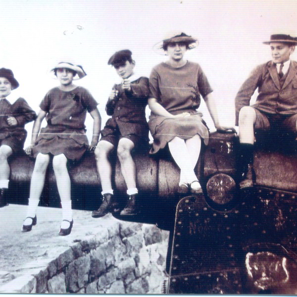 Familia Budinich Familia Budinich