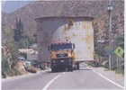 Transporte de tambores a la mina