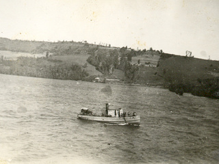 Vapores "Bascuñán" y "Camilo Henríquez"