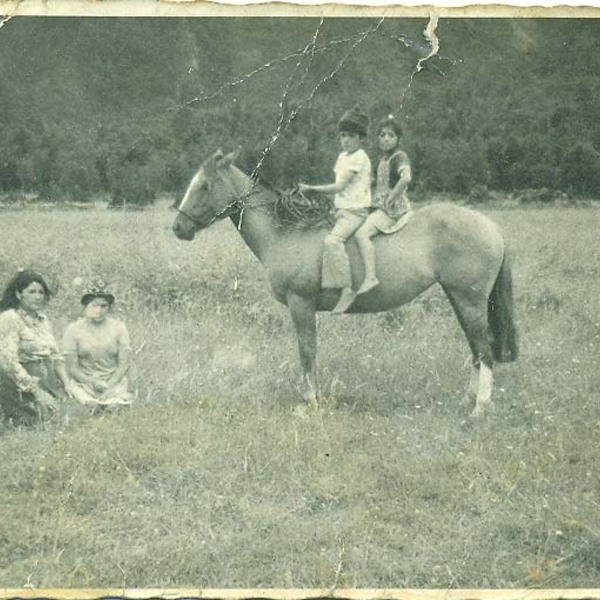 Paseando por la pampa La Esperanza Paseando por la pampa La Esperanza