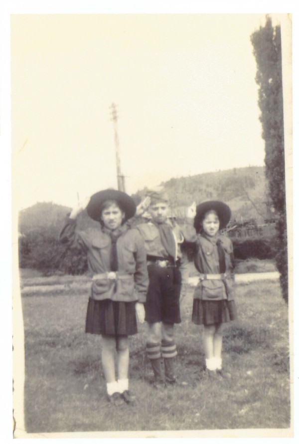Boys scouts y girls guides Boys scouts y girls guides