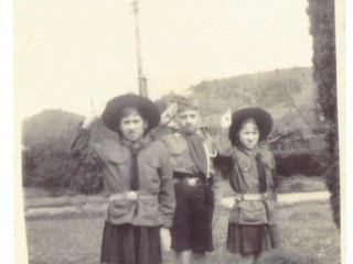 Boys scouts y girls guides Boys scouts y girls guides