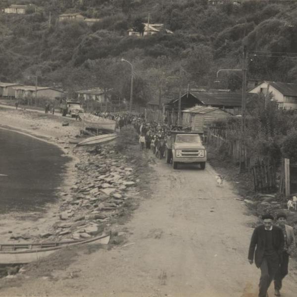 Cortejo fúnebre en caleta de Amargos