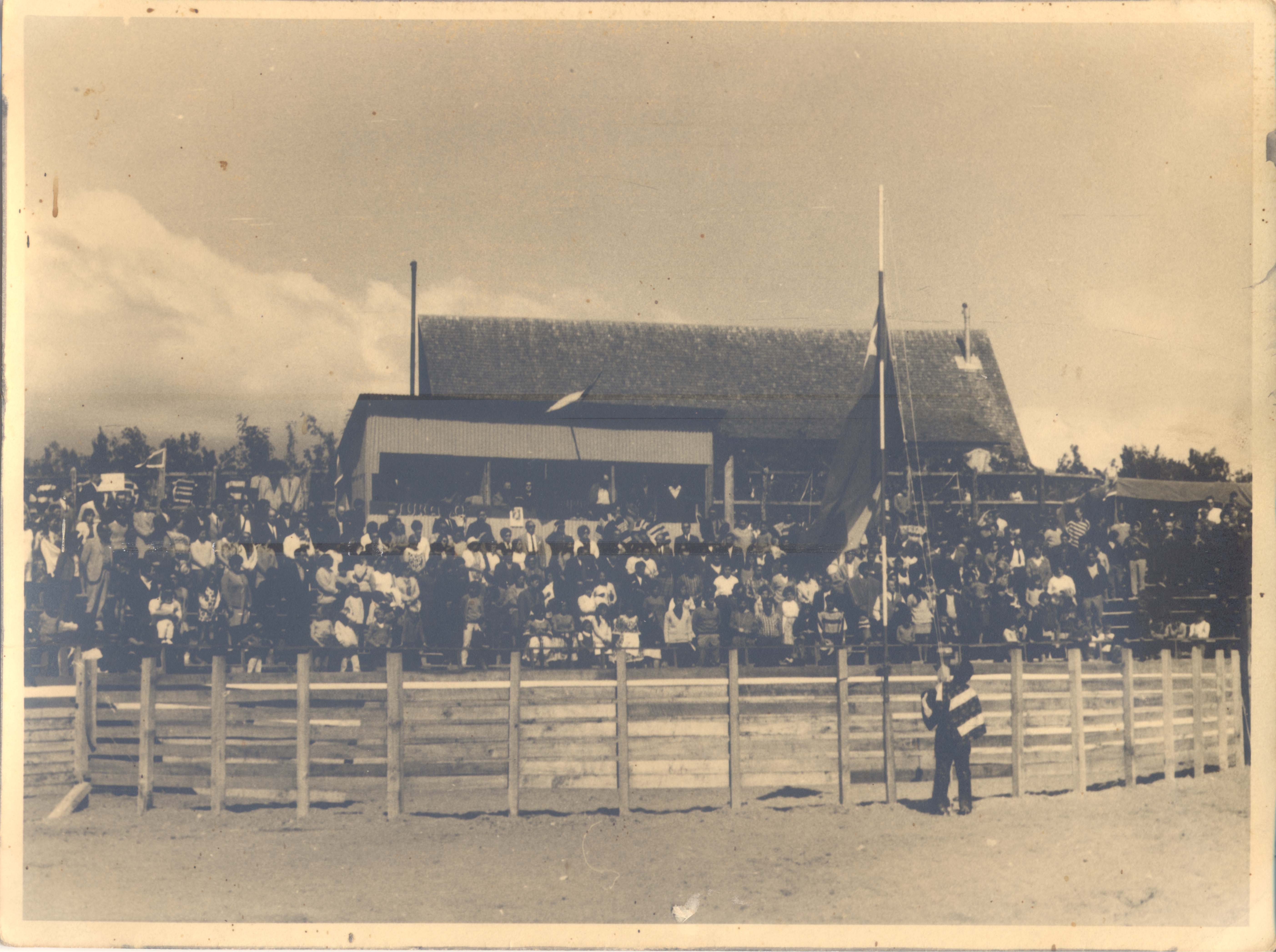 Inauguración de la medialuna de Ancud