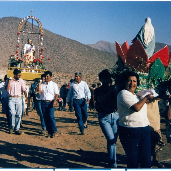 Traslado a la iglesia de Gualliguaica