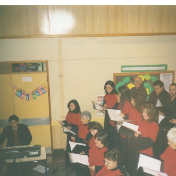 Coro Polifónico se presenta en Curanué Coro Polifónico se presenta en Curanué