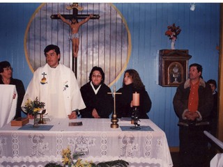 Misa en la capilla de Quellón Viejo Misa en la capilla de Quellón Viejo