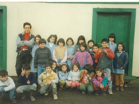 Estudiantes de la Escuela "Justo Donoso"