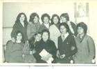 Grupo de alumnas junto a profesoras Grupo de alumnas junto a profesoras