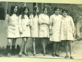 Alumnas de la Escuela Normal N° 2 de Santiago