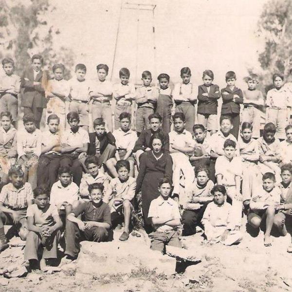 Estudiantes de la Escuela N° 1 de Andacollo Estudiantes de la Escuela N° 1 de Andacollo