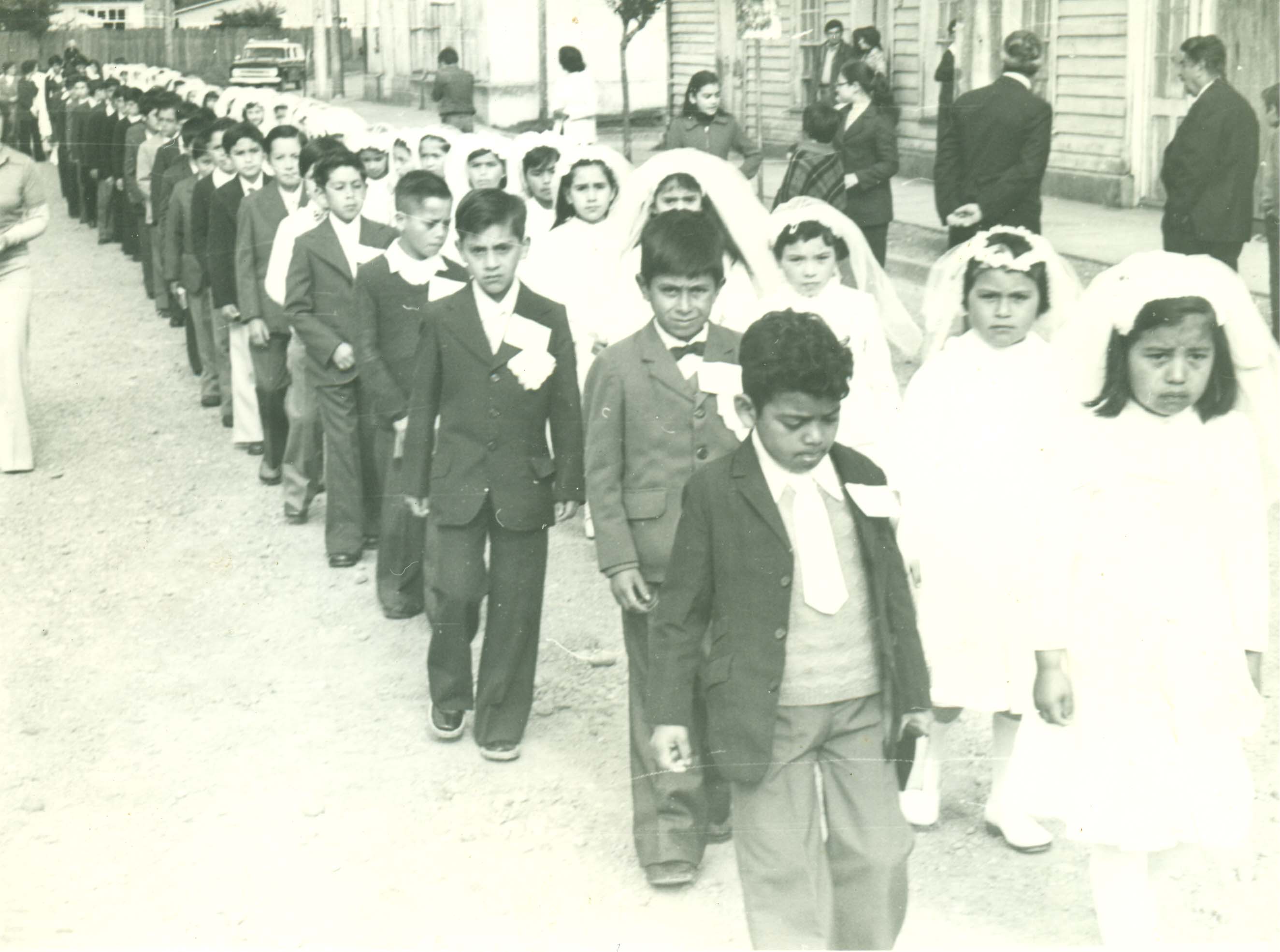 Procesión de primera comunión