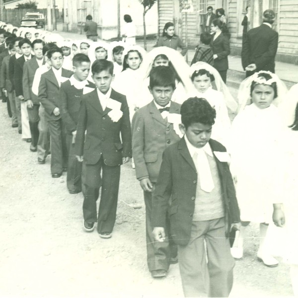 Procesión de primera comunión