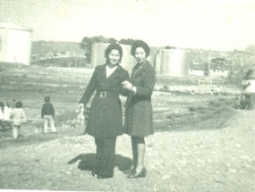 Elena Muñoz y Gladys Azócar