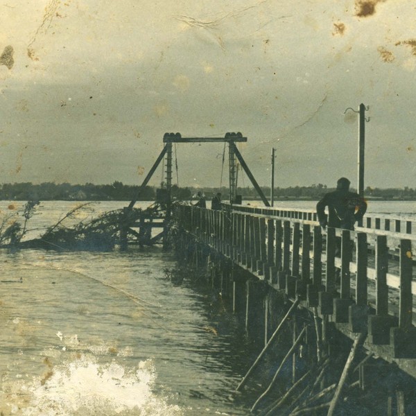 Muelle Cariquilda en Maullín