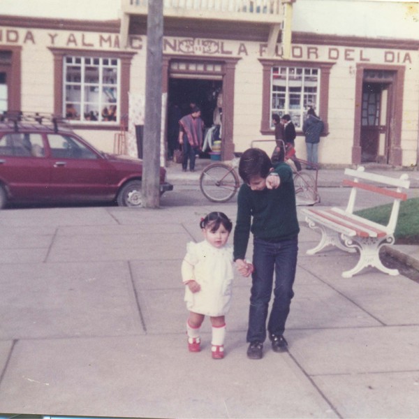 Paseo en la plaza de Maullín