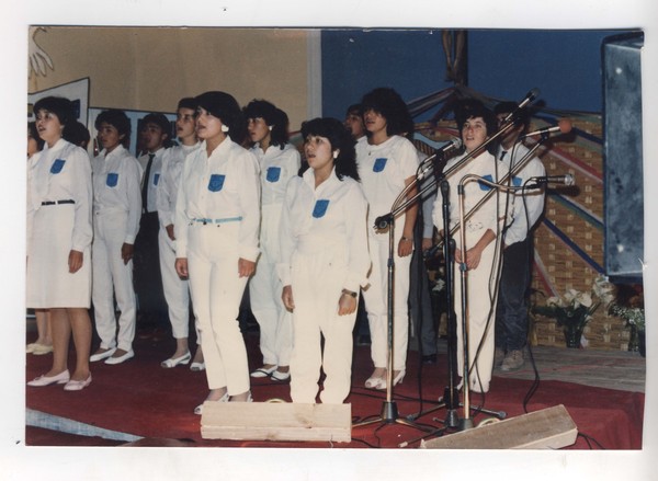 Grupo de canto de la iglesia San Juan