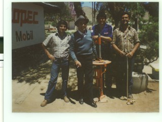 Trabajadores de una bencinera Trabajadores de una bencinera